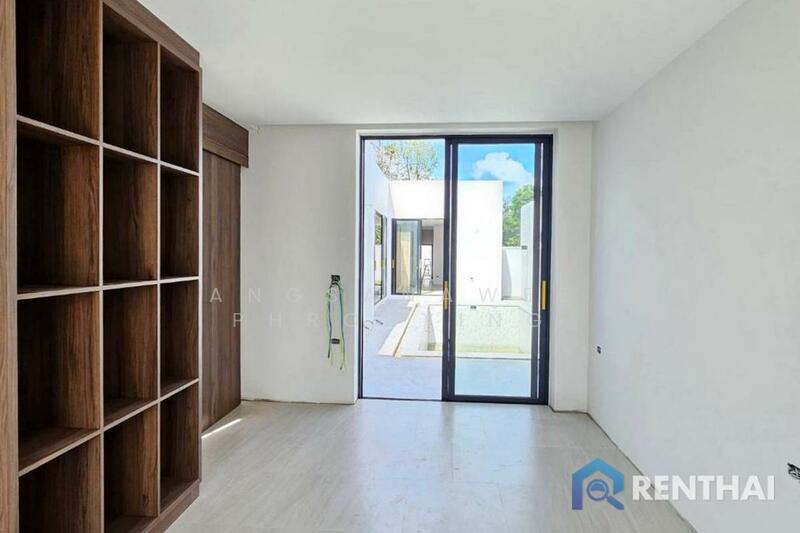 Discover a unique opportunity to own a luxurious pool villas, Chon Buri (Pattaya), Poong, Bang Lamung (Pattaya), Chon Buri (Pattaya), 3 Bedrooms, 310 sqm, Single Detached House For Sale, by Angsanawee Phrohying, 11532508 - DDproperty.com