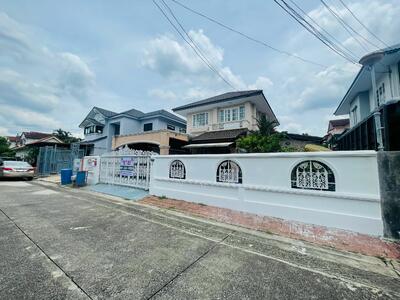 ขาย - ขายบ้าน 70 ตร.ว. ตกแต่งใหม่ ชลลดา รามอินทรา 5.5 ล้านบาท, กรุงเทพ