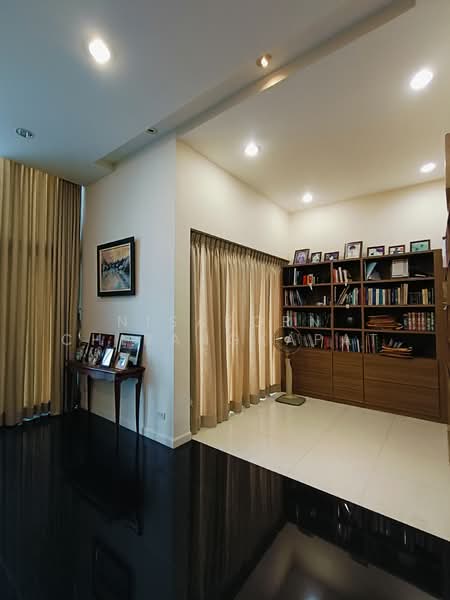 ขายบ้านมัยลาภ อาคารใหญ่ 2 หลังบนเนื้อที่ 669 ตร.ว. พื้นที่ใช้สอย 2,256 ตร.ม. ซอยมัยลาภ รามอินทรา14, กรุงเทพ, 5 รามอินทรา14 แยก20, ท่าแร้ง, บางเขน, กรุงเทพ, 2,256 ตร.ม., บ้านเดี่ยว ขาย, โดย Nisakorn Chirangkapat, 11533476 - DDproperty.com