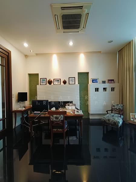 ขายบ้านมัยลาภ อาคารใหญ่ 2 หลังบนเนื้อที่ 669 ตร.ว. พื้นที่ใช้สอย 2,256 ตร.ม. ซอยมัยลาภ รามอินทรา14, Bangkok, 5 รามอินทรา14 แยก20, Tha Rang, Bang Khen, Bangkok, 6 Bedrooms, 2,256 sqm, Single Detached House For Sale, by Nisakorn Chirangkapat, 11533476 - DDproperty.com