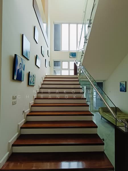 ขายบ้านมัยลาภ อาคารใหญ่ 2 หลังบนเนื้อที่ 669 ตร.ว. พื้นที่ใช้สอย 2,256 ตร.ม. ซอยมัยลาภ รามอินทรา14, Bangkok, 5 รามอินทรา14 แยก20, Tha Rang, Bang Khen, Bangkok, 6 Bedrooms, 2,256 sqm, Single Detached House For Sale, by Nisakorn Chirangkapat, 11533476 - DDproperty.com