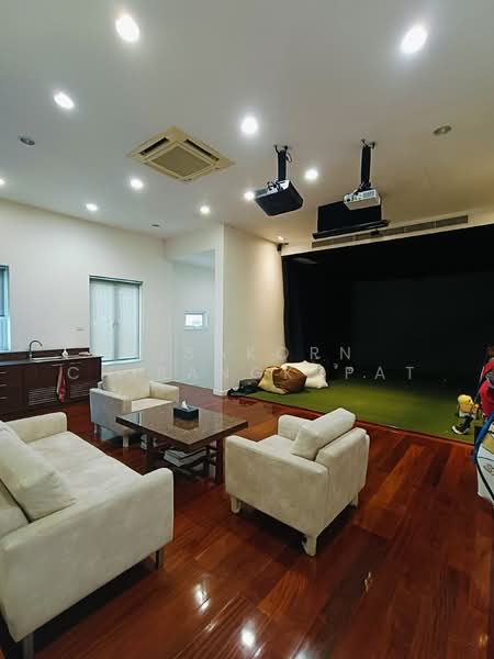 ขายบ้านมัยลาภ อาคารใหญ่ 2 หลังบนเนื้อที่ 669 ตร.ว. พื้นที่ใช้สอย 2,256 ตร.ม. ซอยมัยลาภ รามอินทรา14, Bangkok, 5 รามอินทรา14 แยก20, Tha Rang, Bang Khen, Bangkok, 6 Bedrooms, 2,256 sqm, Single Detached House For Sale, by Nisakorn Chirangkapat, 11533476 - DDproperty.com