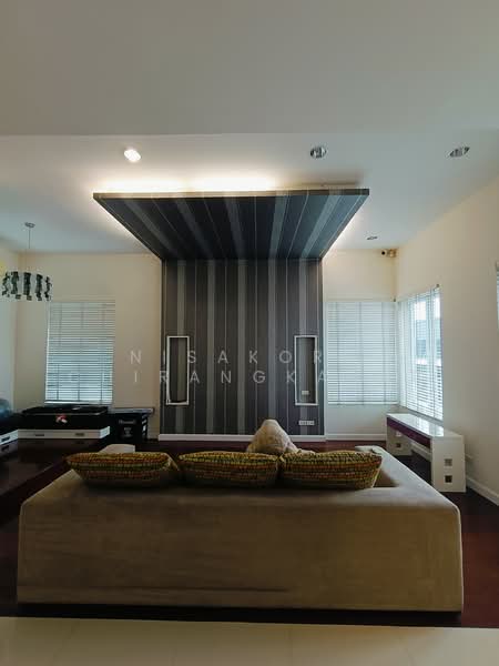 ขายบ้านมัยลาภ อาคารใหญ่ 2 หลังบนเนื้อที่ 669 ตร.ว. พื้นที่ใช้สอย 2,256 ตร.ม. ซอยมัยลาภ รามอินทรา14, Bangkok, 5 รามอินทรา14 แยก20, Tha Rang, Bang Khen, Bangkok, 6 Bedrooms, 2,256 sqm, Single Detached House For Sale, by Nisakorn Chirangkapat, 11533476 - DDproperty.com