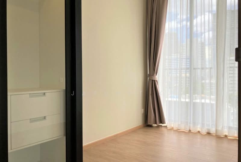 Noble Around Sukhumvit 33, Bangkok, 17 Soi Sukhumvit 33, Khlong Tan Nua, Watthana, Bangkok, 1 Bedroom, 56 sqm, Condo For Rent, by Jarunat K, 11536876 - DDproperty.com