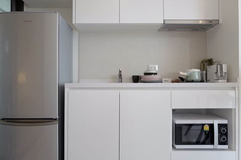 Rhythm Sukhumvit 42, Bangkok, Soi Sukhumvit 42, Sukhumvit Road, Phra Kanong, Khlong Toei, Bangkok, 1 Bedroom, 46 sqm, Condo For Rent, by Agentbkk, 11538395 - DDproperty.com
