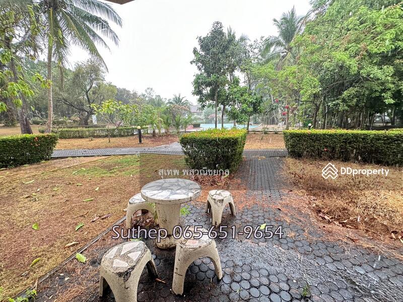 For Sale - Hot Price Drop! Vacation Home for Sale – Now Only 2.99 Million Baht near the sea and swimming pool, Rayong