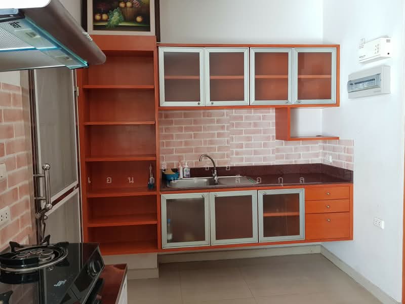 Baan Klangmuang Grand De Paris Ratchada : บ้านกลางเมือง แกรนด์ เดอ ปารีส รัชดา, กรุงเทพ, ถนนประดิษฐ์มนูธรรม, วังทองหลาง, วังทองหลาง, กรุงเทพ, 200 ตร.ม., ทาวน์เฮ้าส์ ให้เช่า, โดย สิริชัย เอนกบรรลือกุล, 11539159 - DDproperty.com