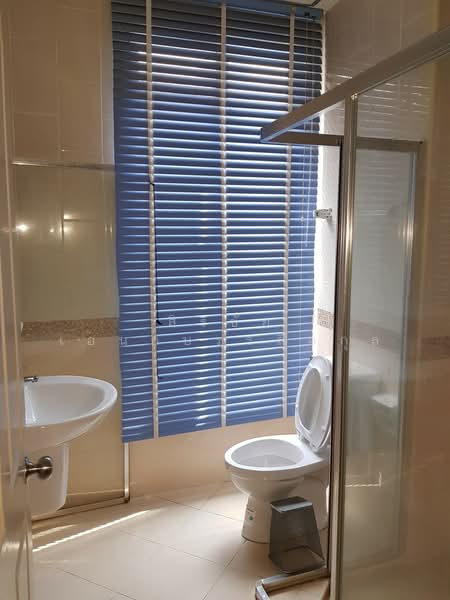 Baan Klangmuang Grand De Paris Ratchada, Bangkok, Pradit Manutham Road, Wang Thonglang, Wang Thonglang, Bangkok, 3 Bedrooms, 200 sqm, Townhouse For Rent, by Sirichai Anekbanluekul, 11539159 - DDproperty.com