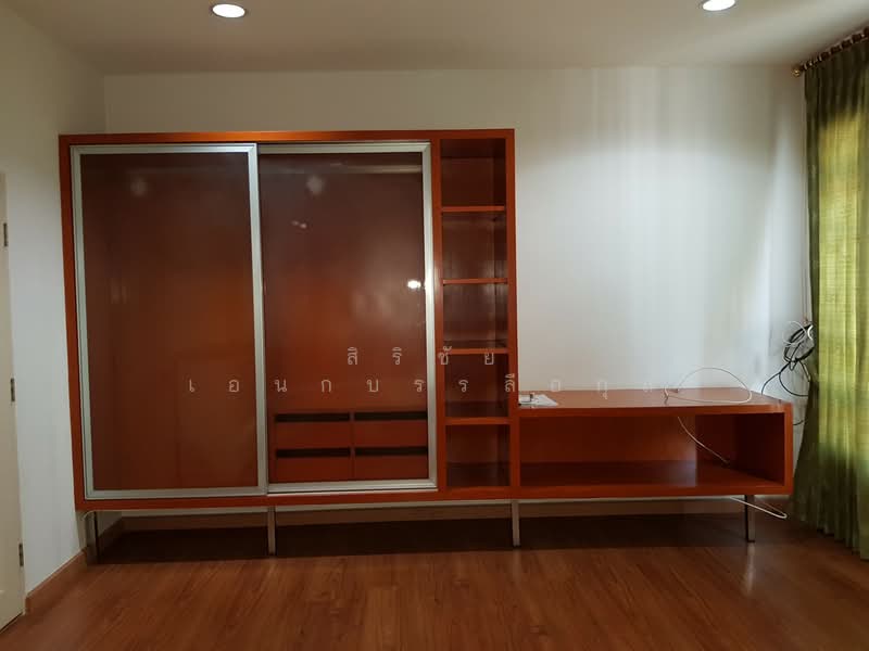 Baan Klangmuang Grand De Paris Ratchada, Bangkok, Pradit Manutham Road, Wang Thonglang, Wang Thonglang, Bangkok, 3 Bedrooms, 200 sqm, Townhouse For Rent, by Sirichai Anekbanluekul, 11539159 - DDproperty.com