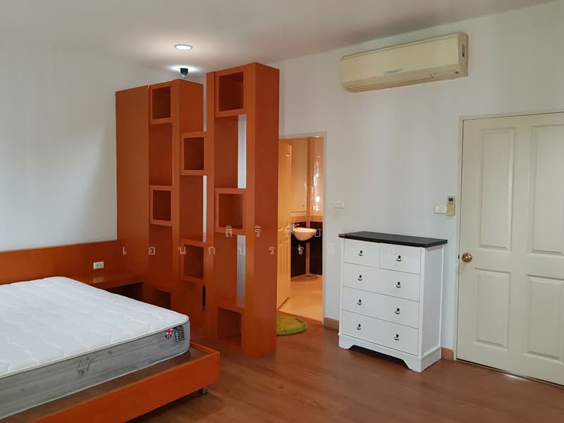 Baan Klangmuang Grand De Paris Ratchada, Bangkok, Pradit Manutham Road, Wang Thonglang, Wang Thonglang, Bangkok, 3 Bedrooms, 200 sqm, Townhouse For Rent, by Sirichai Anekbanluekul, 11539159 - DDproperty.com