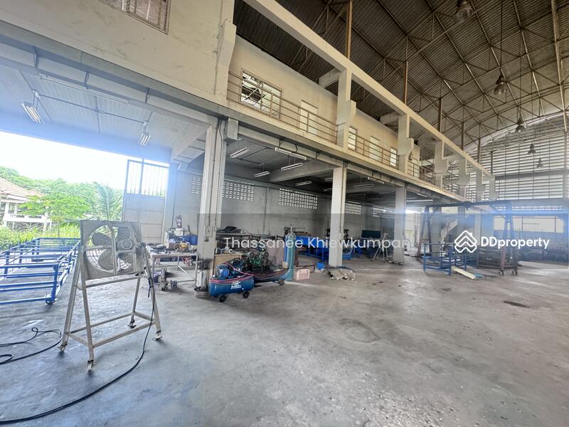 For Sale - Land for sale, factory, warehouse, area 8 rai 2 ngan, next to the road, near Ban Phaeo Hospital., Samut Sakhon
