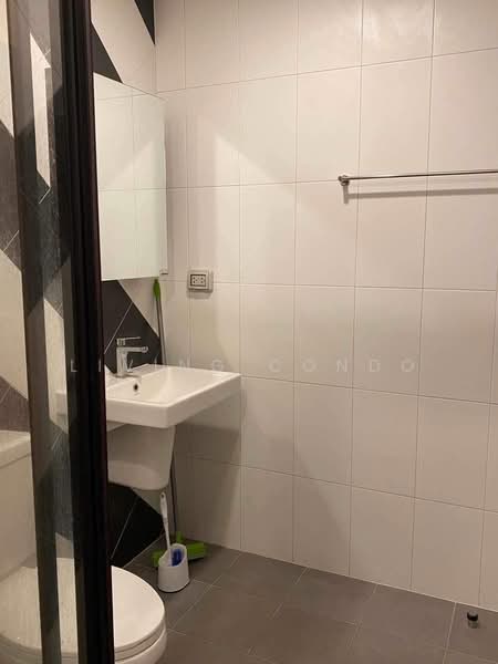 The Base Saphanmai, Bangkok, Paholayothin Road, Anusaowari, Bang Khen, Bangkok, 1 Bedroom, 34 sqm, Condo For Sale, by Living Condo, 11541462 - DDproperty.com
