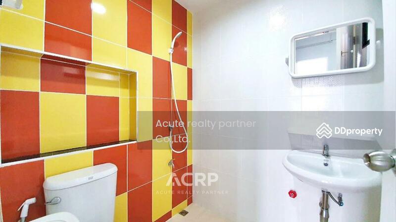 For Sale - Apartment for sale on Nikom Samut Sakhon rd. 5 minutes from Samut Sakhon Industrial Estate., Samut Sakhon