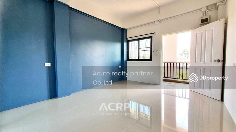For Sale - Apartment for sale on Nikom Samut Sakhon rd. 5 minutes from Samut Sakhon Industrial Estate., Samut Sakhon
