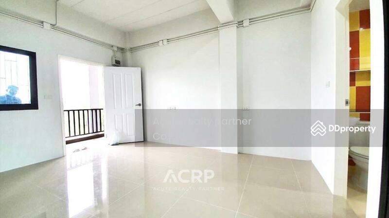 For Sale - Apartment for sale on Nikom Samut Sakhon rd. 5 minutes from Samut Sakhon Industrial Estate., Samut Sakhon