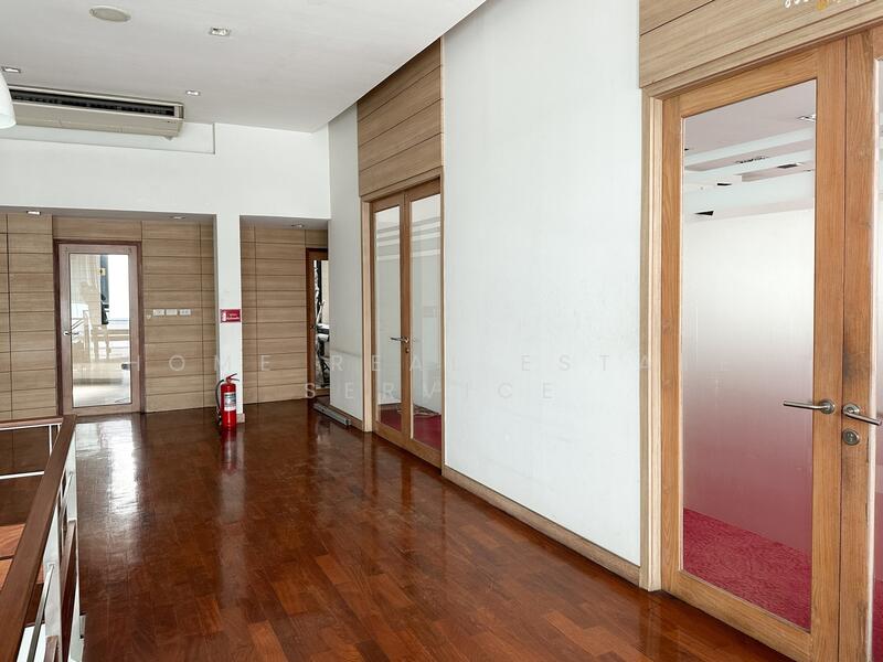 อาคารพาณิชย์ 3 ชั้น 4 คูหา ใกล้ BTS เอกมัย, Bangkok, Phra Kanong Nua, Watthana, Bangkok, , 566 sqm, Shophouse For Sale, by HOME Real Estate Service, 11542778 - DDproperty.com