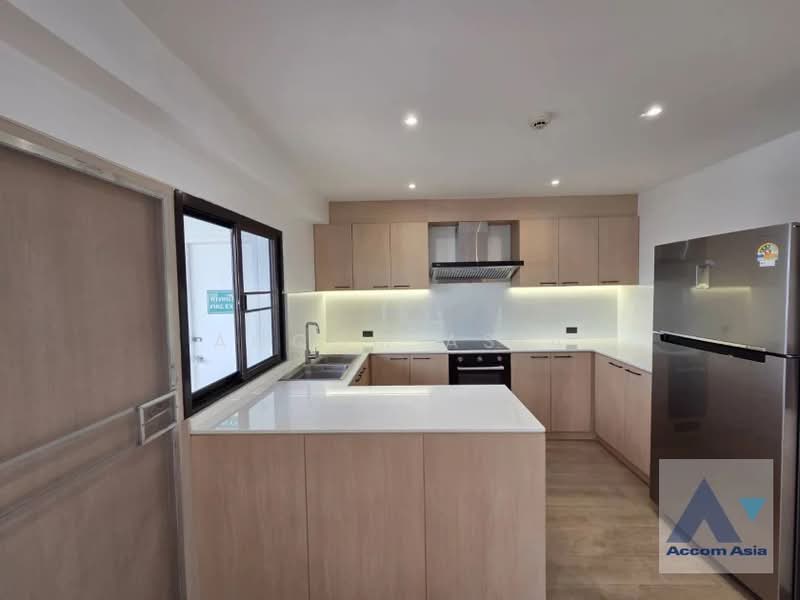 Perfect For A Big Family, Bangkok, Khlong Tan Nua, Watthana, Bangkok, 3 Bedrooms, 250 sqm, Apartment For Rent, by Accom Asia, 11542990 - DDproperty.com