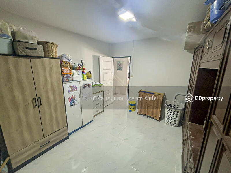 ขาย - บ้านเดี่ยว ชั้นเดียว หมู่บ้าน กำแพงแสน วิลล่า ใกล้ ม. เกษตรศาสตร์ กำแพงแสน หลังริม, นครปฐม