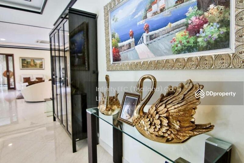 ขาย - ขายบ้านหรูพลูวิลล่า ใกล้ท่าเรือมารีน่าพัทยา ตกแต่งสวยงาม พร้อมสระว่ายน้ำ (In1), ชลบุรี