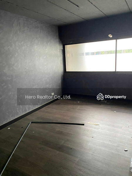 For Rent - Bangkok Shophouse Rama 9 MRT Phra Ram 9 BRE22653, Bangkok