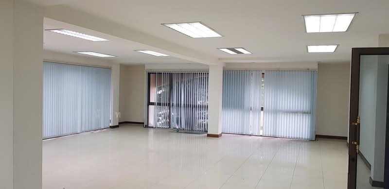 Sriwara Town in Town : ศรีวรา ทาวน์อินทาวน์, กรุงเทพ, ถนน ศรีวรา, พลับพลา, วังทองหลาง, กรุงเทพ, 850 ตร.ม., สำนักงาน ขาย, โดย ธนัท ชื่นเจริญสุข, 11544883 - DDproperty.com