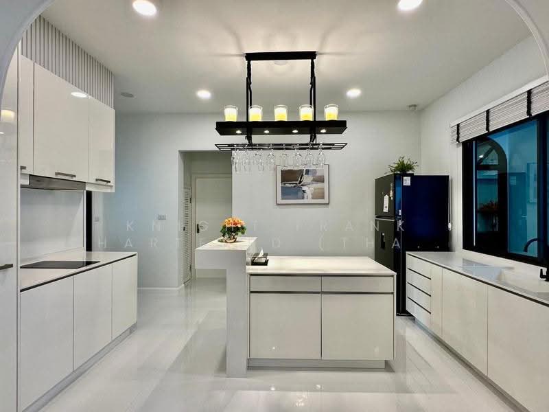 Perfect Masterpiece Sukhumvit 77 : เพอร์เฟค มาสเตอร์พีซ สุขุมวิท 77, สมุทรปราการ, ซอย หมู่บ้านเพอร์เฟคเพลส สุขุมวิท 77, ราชาเทวะ, บางพลี, สมุทรปราการ, 720 ตร.ม., บ้านเดี่ยว ให้เช่า, โดย Knight Frank Chartered (Thailand) Co.,Ltd, 11545000 - DDproperty.com