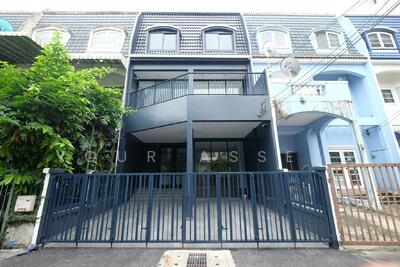ขาย - ทาวน์โฮม สุขุมวิท65, กรุงเทพ