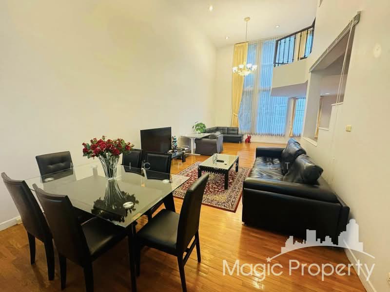 Baan Klang Krung Thonglor, Bangkok, 55 Soi Sukhumvit 55, Khlong Tan Nua, Watthana, Bangkok, 4 Bedrooms, 400 sqm, Townhouse For Rent, by Magic Property, 11545451 - DDproperty.com