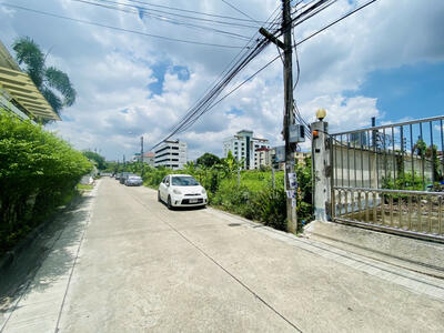 ขาย - ถนนประชาชื่น, กรุงเทพ