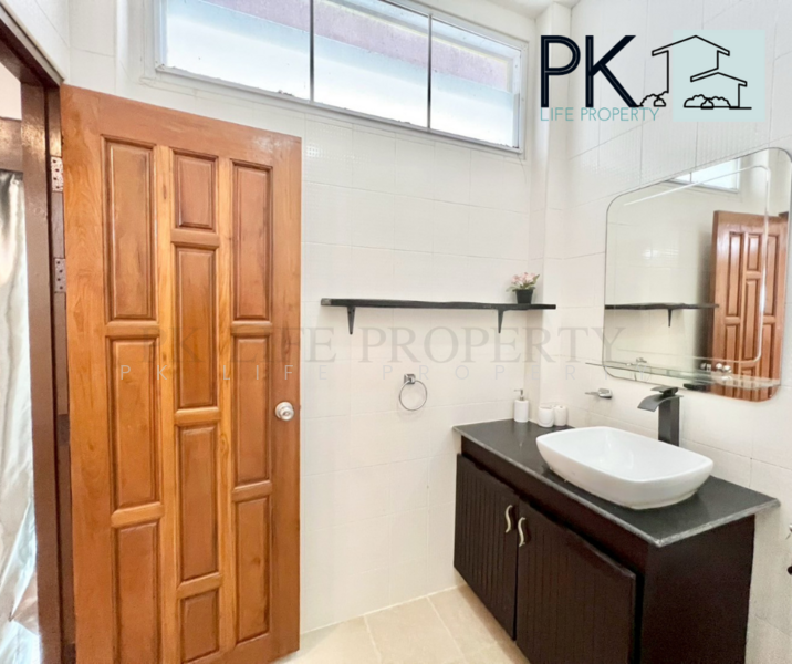 7R0118 This pool villa 3 bedroom 3 bathroom 55,000/month at rawai have fully furnished, Phuket, Rawai, Muang Phuket, Phuket, 3 Bedrooms, 300 sqm, Villa For Rent, by PK LIFE Property, 11546355 - DDproperty.com