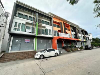 ขาย - อาคารพาณิชย์ สไตล์โมเดิร์น สวนเสือ-ศรีราชา, ชลบุรี