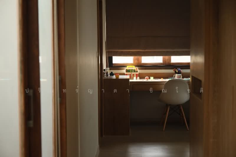 Single house Chokchai 4, Bangkok, Lat Phrao, Lat Phrao, Bangkok, 2 Bedrooms, 280 sqm, Single Detached House For Sale, by ปรินทร์ญาดา ชิณโชติ, 11546723 - DDproperty.com