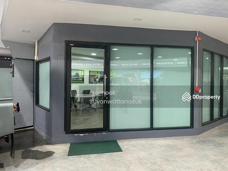 For Sale - Showroom & Office for Rental Srinakarin rd., Bangkok