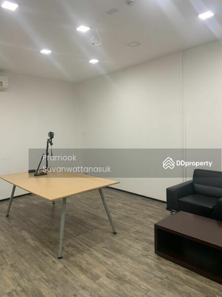 For Sale - Showroom & Office for Rental Srinakarin rd., Bangkok