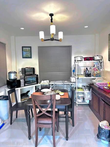 10510, Bangkok, Sam Wa Tawan Tok, Khlong Sam Wa, Bangkok, 3 Bedrooms, 200 sqm, Single Detached House For Rent, by กุลจิรา อภัยโส, 11547619 - DDproperty.com