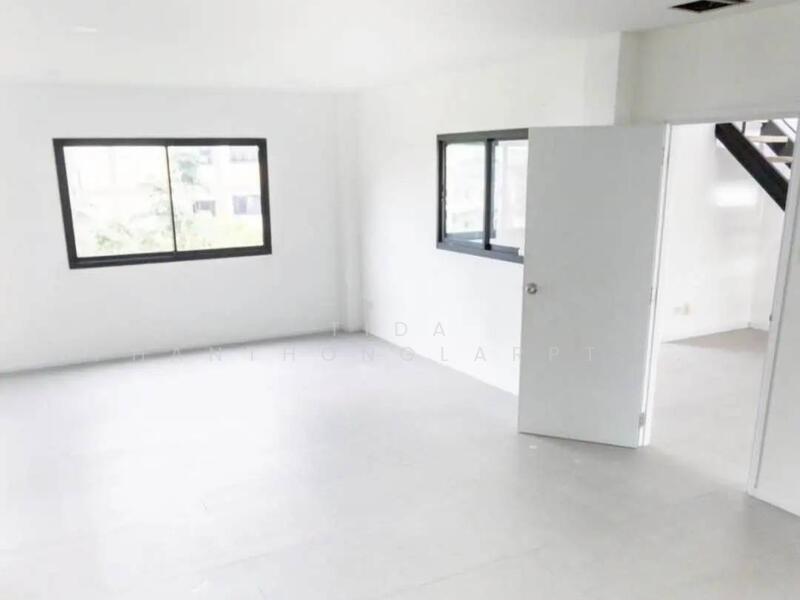 For Rent - Warehouse and Office @ Ramintra, Bangkok