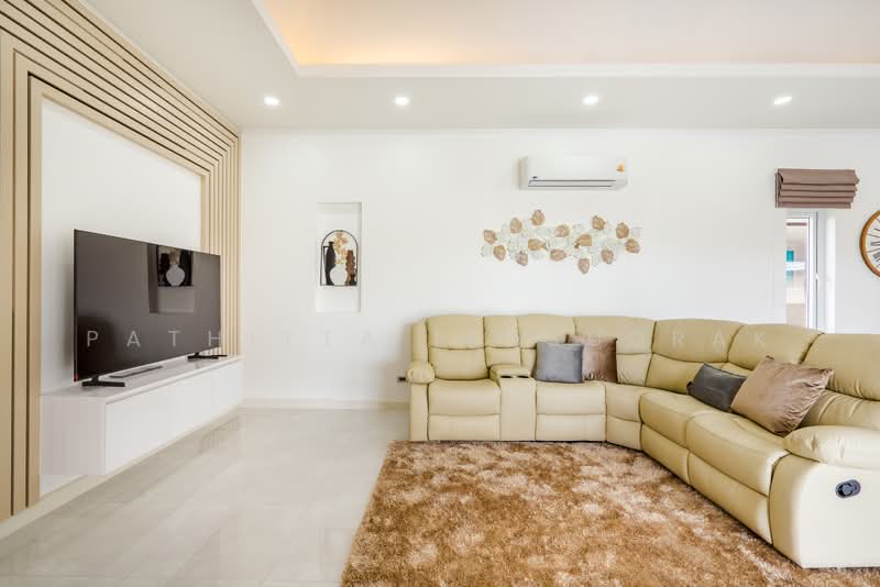 Hua Hin, Prachuap Khiri Khan, Thap Tai, Hua Hin, Prachuap Khiri Khan, 3 Bedrooms, 270 sqm, Single Detached House For Sale, by Pathitta Iedsudrak, 11548995 - DDproperty.com