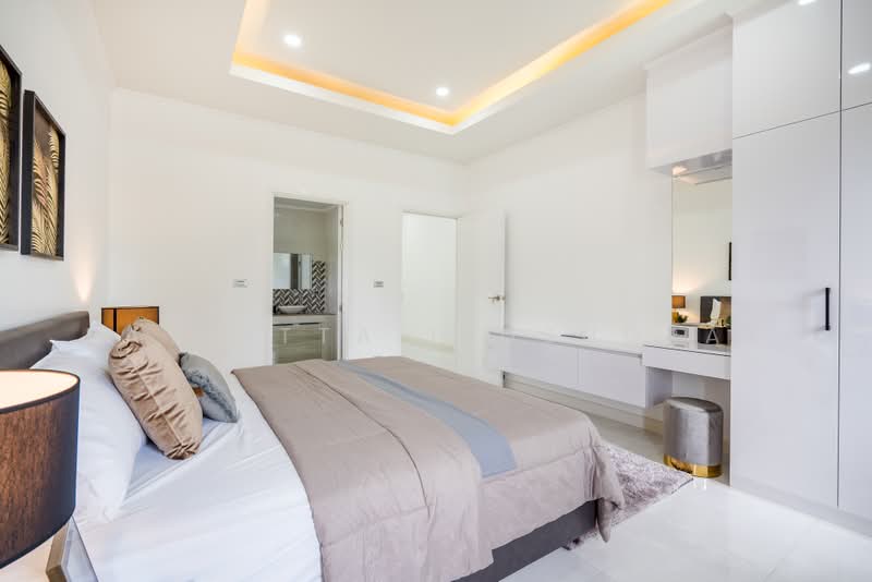 Hua Hin, Prachuap Khiri Khan, Thap Tai, Hua Hin, Prachuap Khiri Khan, 3 Bedrooms, 270 sqm, Single Detached House For Sale, by Pathitta Iedsudrak, 11548995 - DDproperty.com