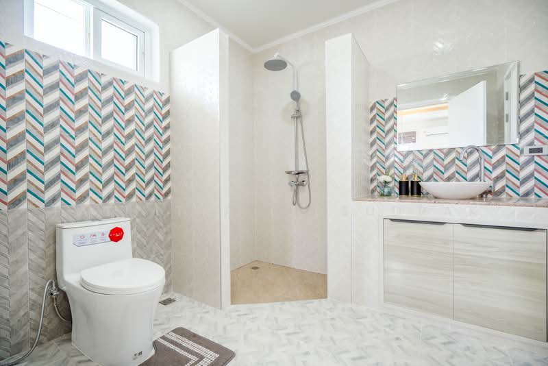Hua Hin, Prachuap Khiri Khan, Thap Tai, Hua Hin, Prachuap Khiri Khan, 3 Bedrooms, 270 sqm, Single Detached House For Sale, by Pathitta Iedsudrak, 11548995 - DDproperty.com