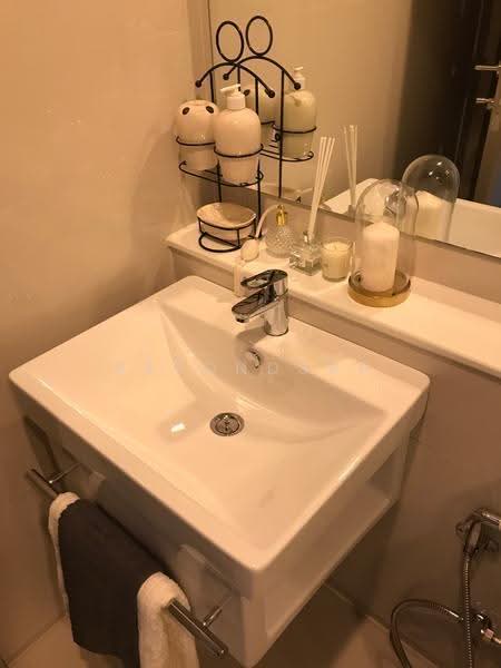 Life Asoke-Rama 9, Bangkok, 626 Asoke-Dindaeng Road, Makkasan, Ratchathewi, Bangkok, 1 Bedroom, 32 sqm, Condo For Rent, by Beyond360, 11549090 - DDproperty.com