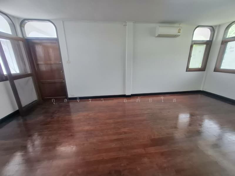 10700, Bangkok, Bang Phlat, Bangkok, 3 Bedrooms, 400 sqm, Single Detached House For Rent, by กุลจิรา อภัยโส, 11549418 - DDproperty.com