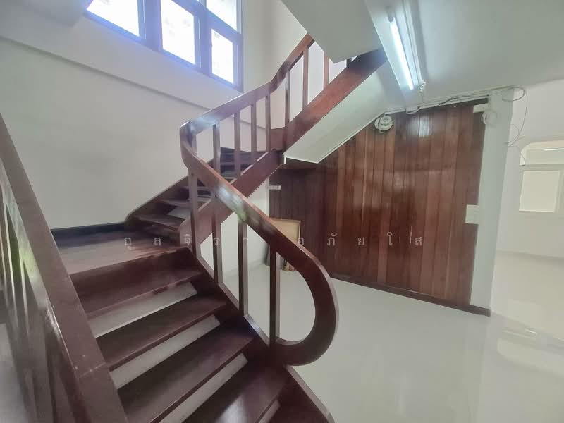 10700, Bangkok, Bang Phlat, Bangkok, 3 Bedrooms, 400 sqm, Single Detached House For Rent, by กุลจิรา อภัยโส, 11549418 - DDproperty.com