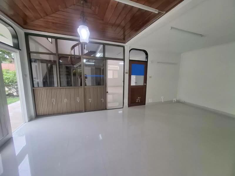 10700, Bangkok, Bang Phlat, Bangkok, 3 Bedrooms, 400 sqm, Single Detached House For Rent, by กุลจิรา อภัยโส, 11549418 - DDproperty.com