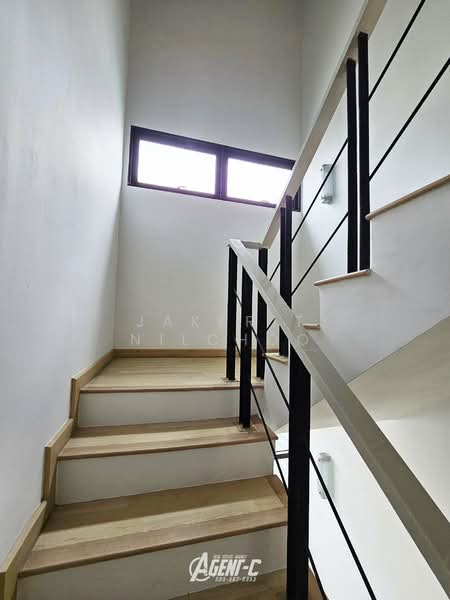 Areeya Mova Kaset-Nawamintr, Bangkok, Soi Moobaan Areeya Mowa, Chorake Bua, Lat Phrao, Bangkok, 3 Bedrooms, 190 sqm, Townhouse For Sale, by Jakkrit Nilchoo, 11550106 - DDproperty.com