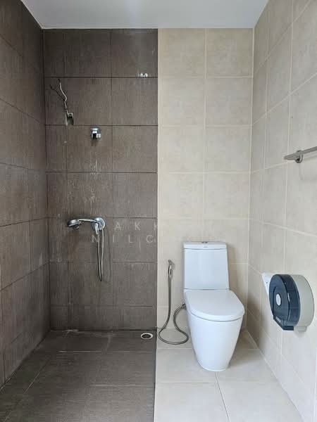 Areeya Mova Kaset-Nawamintr, Bangkok, Soi Moobaan Areeya Mowa, Chorake Bua, Lat Phrao, Bangkok, 3 Bedrooms, 190 sqm, Townhouse For Sale, by Jakkrit Nilchoo, 11550106 - DDproperty.com