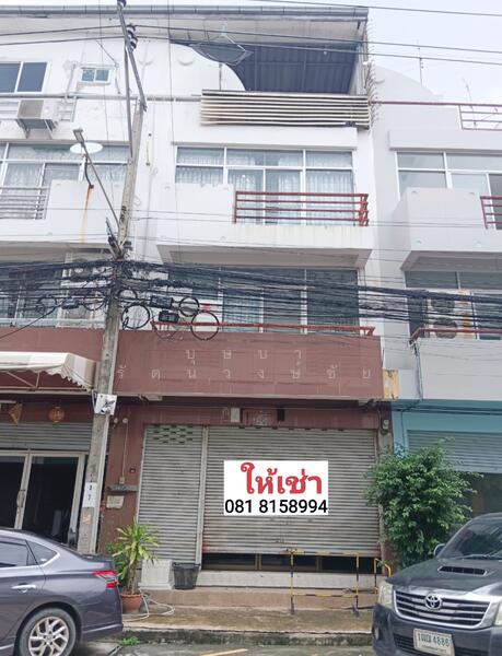 ให้เช่า - ทำเลรามคำแหง 104 ให้เช่าอาคารพาณิชย์ 3 ชั้น มีดาดฟ้า สภาพดี เช่าถูก พร้อมอยู่ ใกล้ถนนใหญ่รามคำแหง, กรุงเทพ