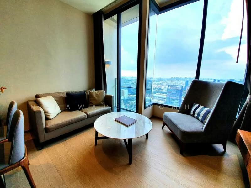 The Esse Asoke, Bangkok, 333 Soi Sukhumvit 21, Sukhumvit Road, Khlongtoei Nua, Watthana, Bangkok, 1 Bedroom, 45 sqm, Condo For Rent, by Napawadee Homhuk, 11551019 - DDproperty.com
