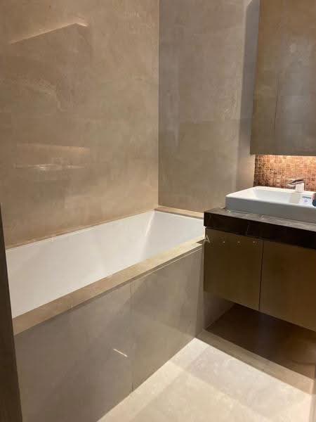 Magnolias Ratchadamri Boulevard, Bangkok, Ratchadamri Road, Lumphini, Pathum Wan, Bangkok, 2 Bedrooms, 89 sqm, Condo For Sale, by Knight Frank Chartered (Thailand) Co.,Ltd, 11551696 - DDproperty.com