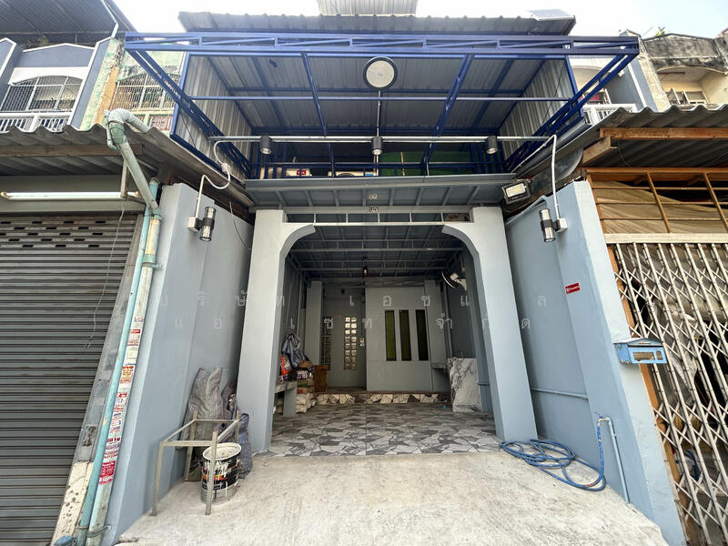 For Sale - อาคารพาณิชย์ 3.5 ชั้น ซอย เอกชัย 66/1 ขายตามสภาพ, Bangkok