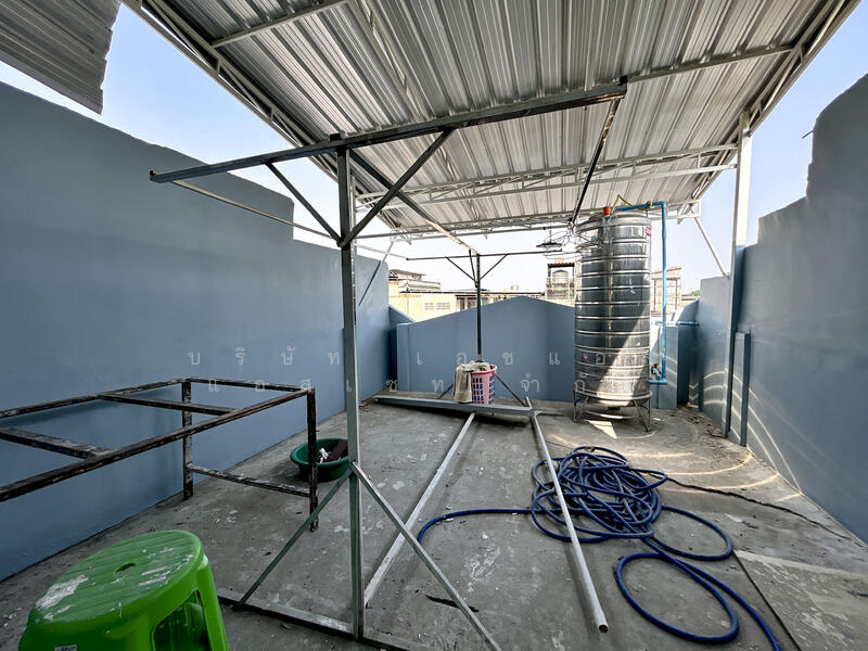 For Sale - อาคารพาณิชย์ 3.5 ชั้น ซอย เอกชัย 66/1 ขายตามสภาพ, Bangkok